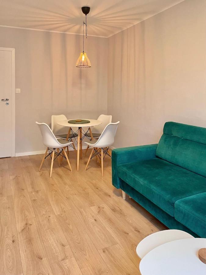 Apartament Przy Atrium, Stacja Metra Rondo Onz Varsó Kültér fotó